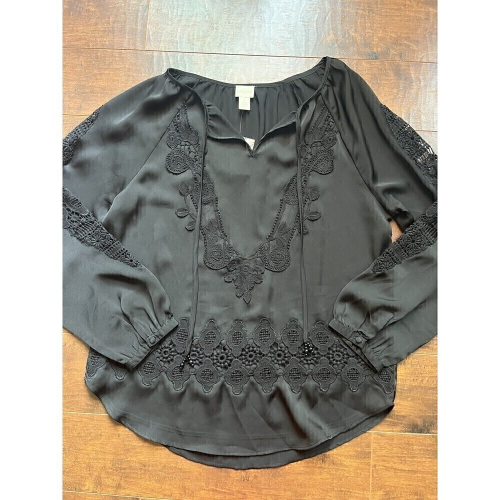 Chicos Appliqué Novelty Peasant Embroidered Black Blouse Top NWT Sz 1 (M)